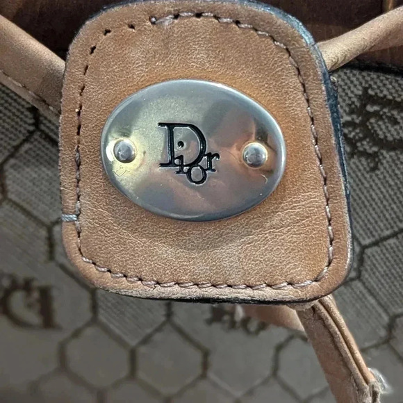 Authentic Vintage Christian Dior Bucket Bag + Pouch - Picture 6 of 16